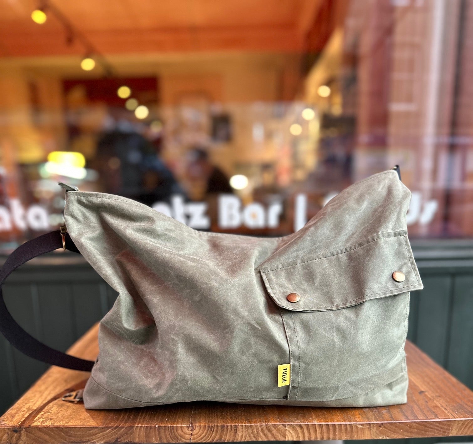 Tuluk messenger bag shape